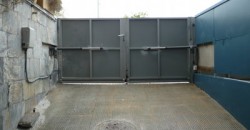 Automatización Puertas de Garaje Abatibles en Madrid